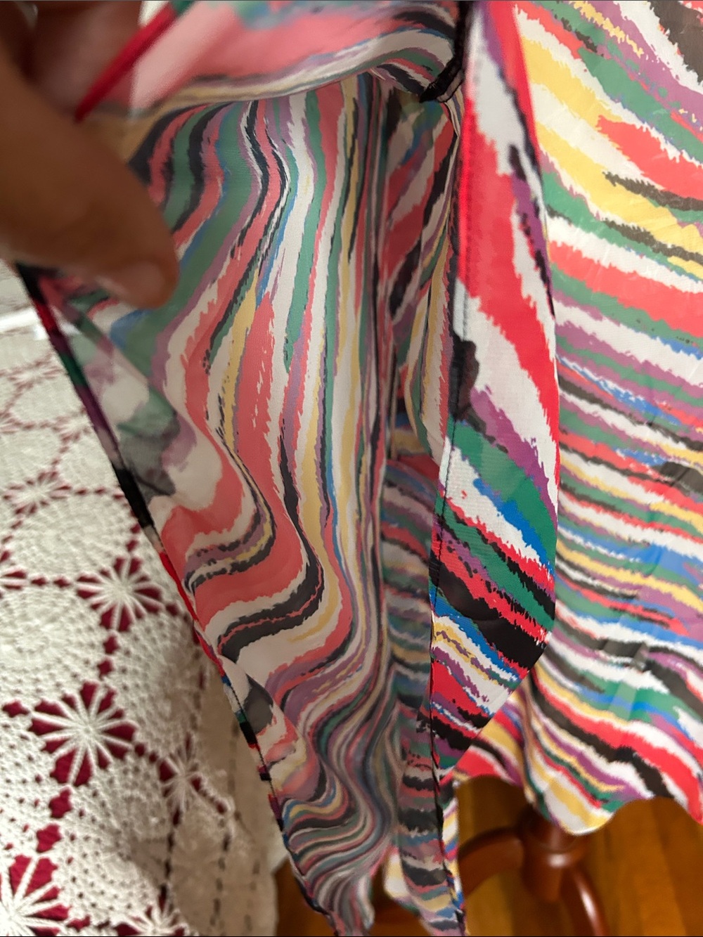 Multicolor Wave-Print Women's Top - Picture 2 of 4